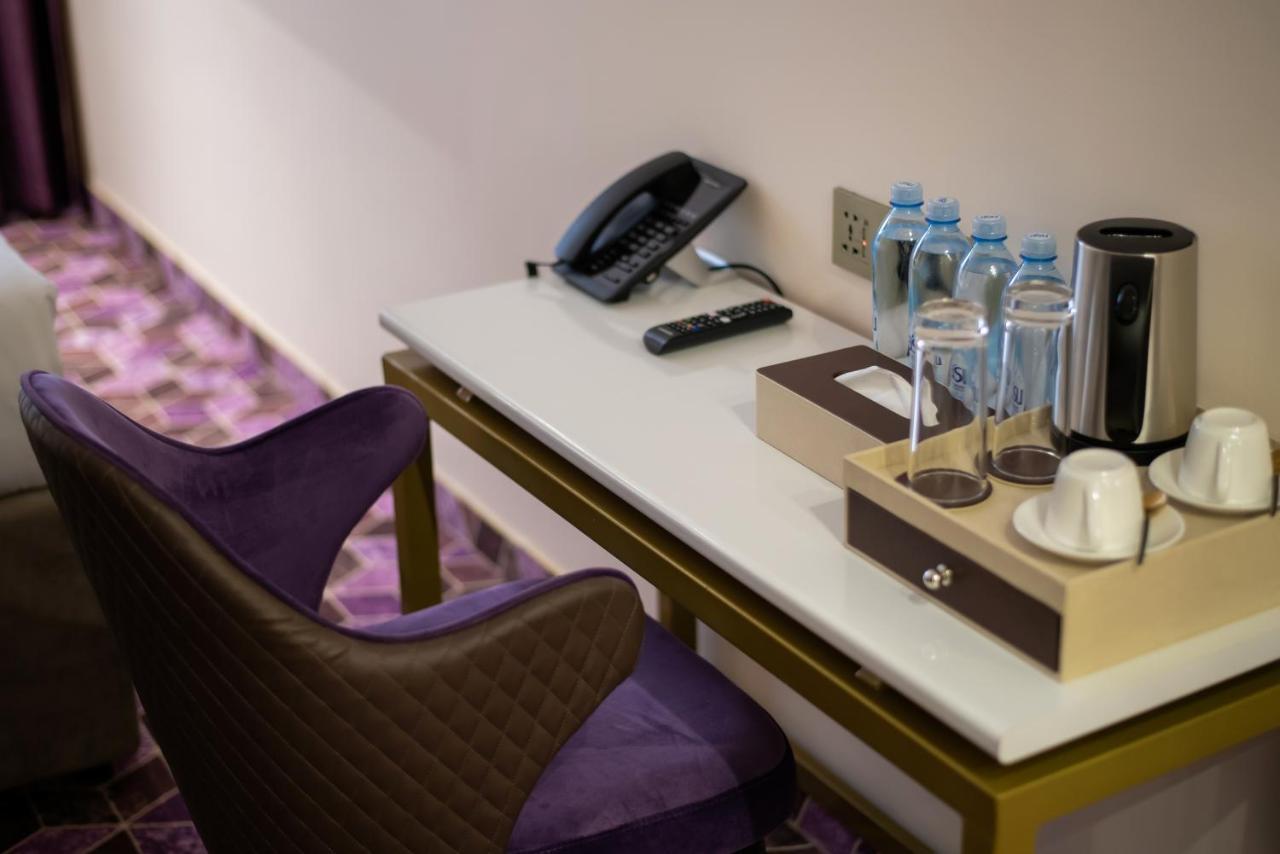 Orient Hotel Bishkek Luaran gambar