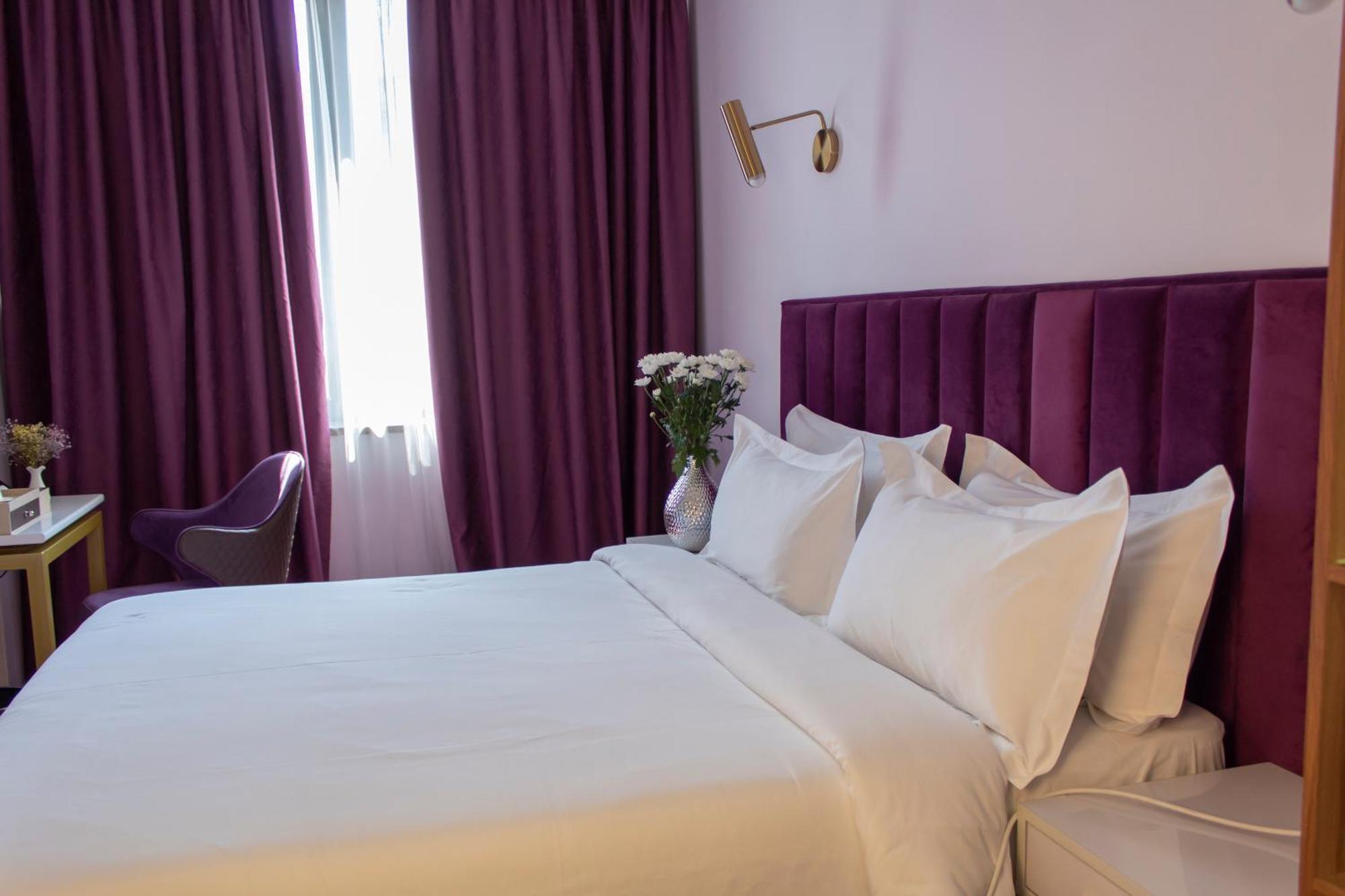 Orient Hotel Bishkek Luaran gambar